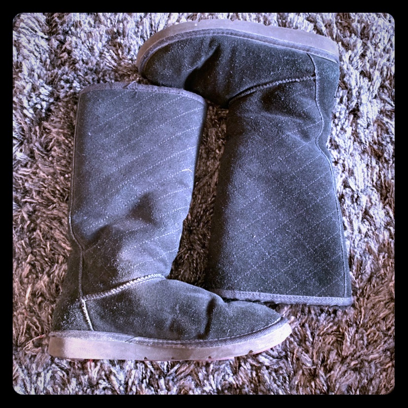 Black Uggs Size 7.5